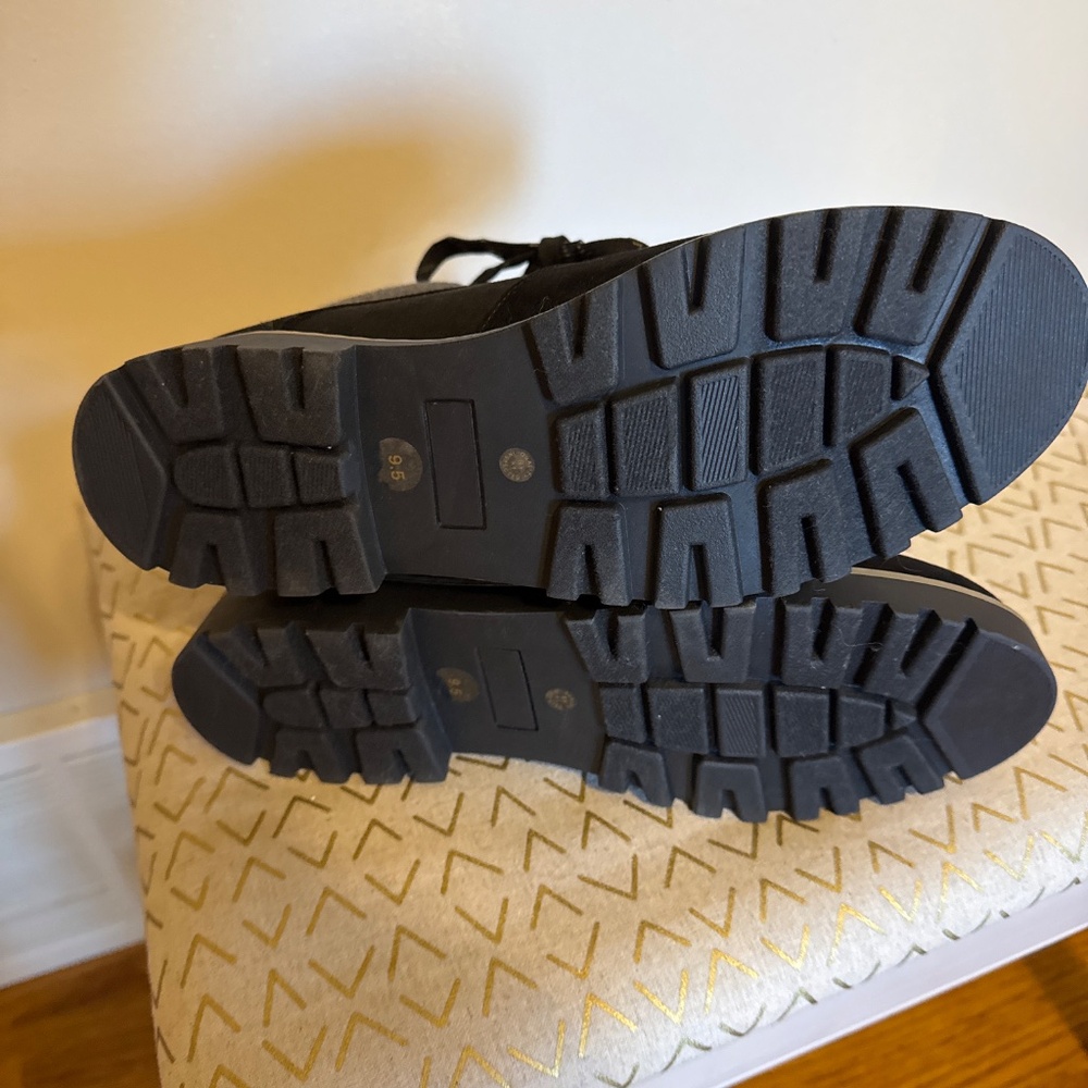 St Johns Bay Memory Foam Combat Boots Size 9.5 - image 2